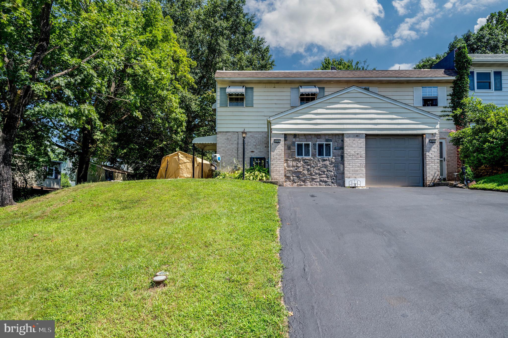 820 RABBIT LANE