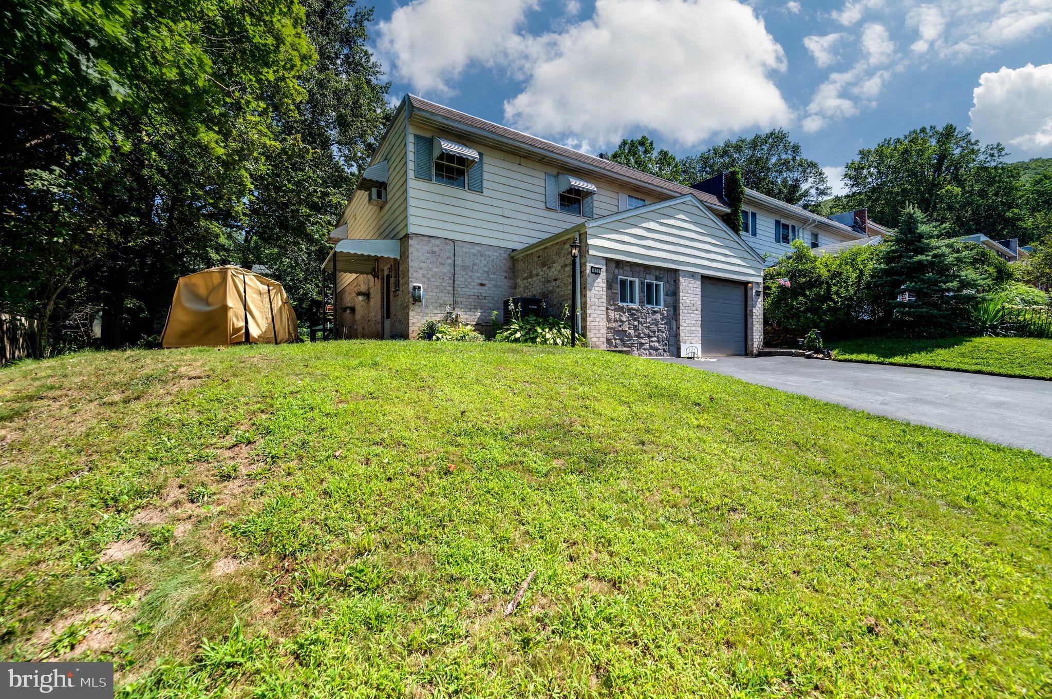 820 RABBIT LANE