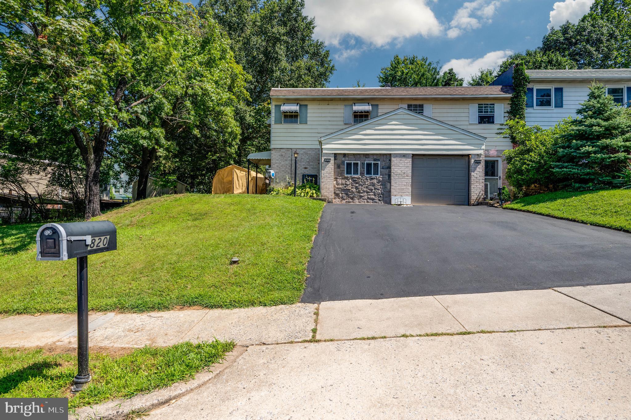 820 RABBIT LANE