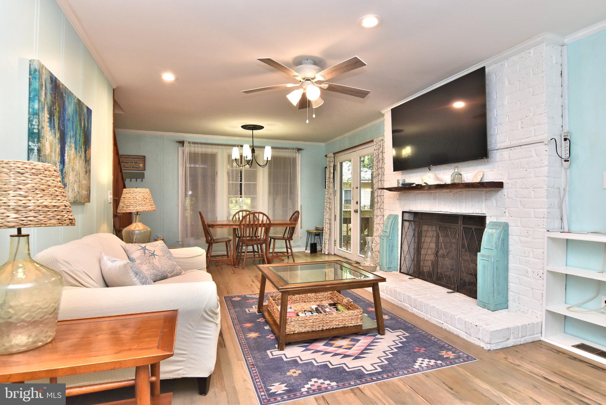 80 CRESTHAVEN DRIVE