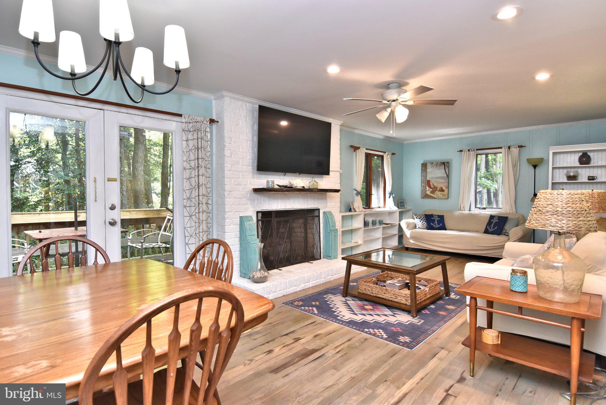80 CRESTHAVEN DRIVE