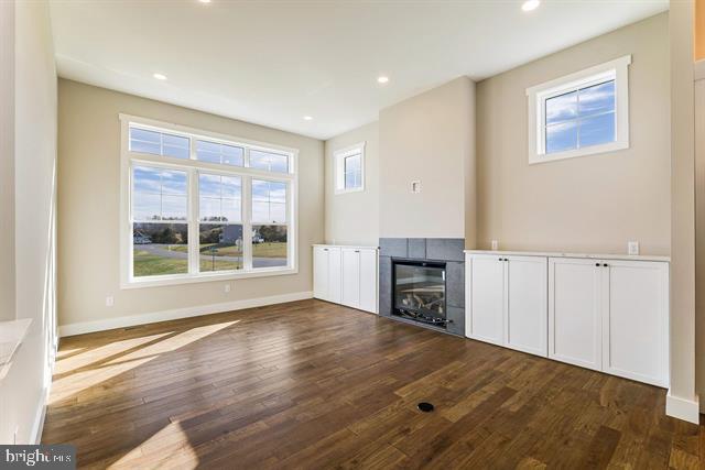 OVERBROOK - Residential