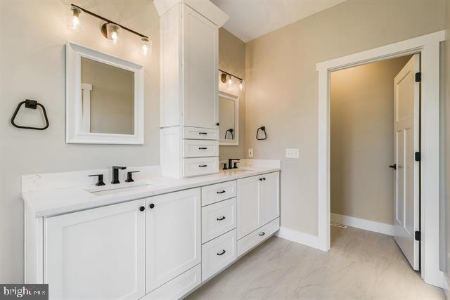 OVERBROOK - Residential