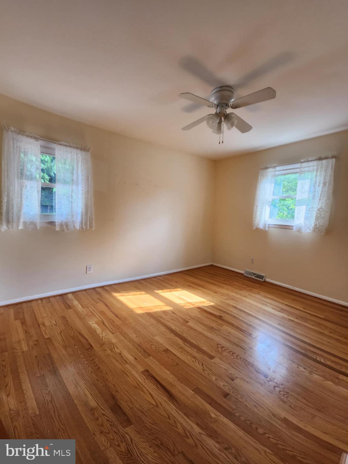 COLONIAL ACRES - Residential