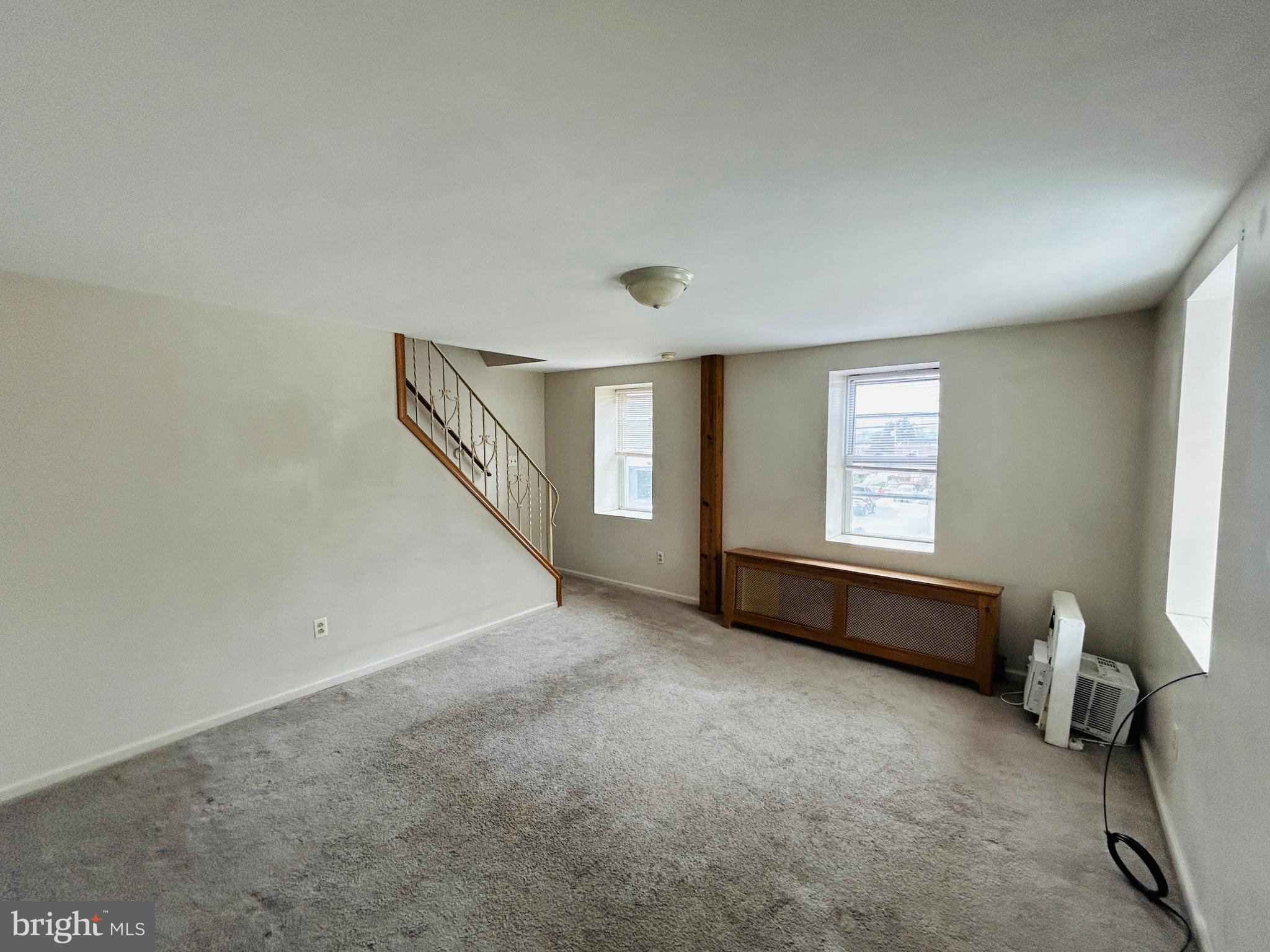 ROXBOROUGH - Residential Lease