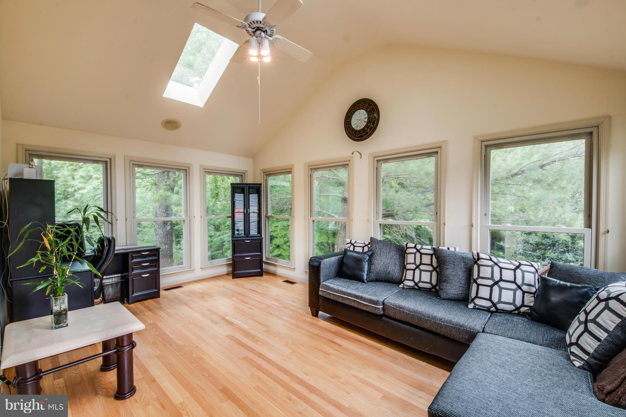 BREEZEWOOD - Residential