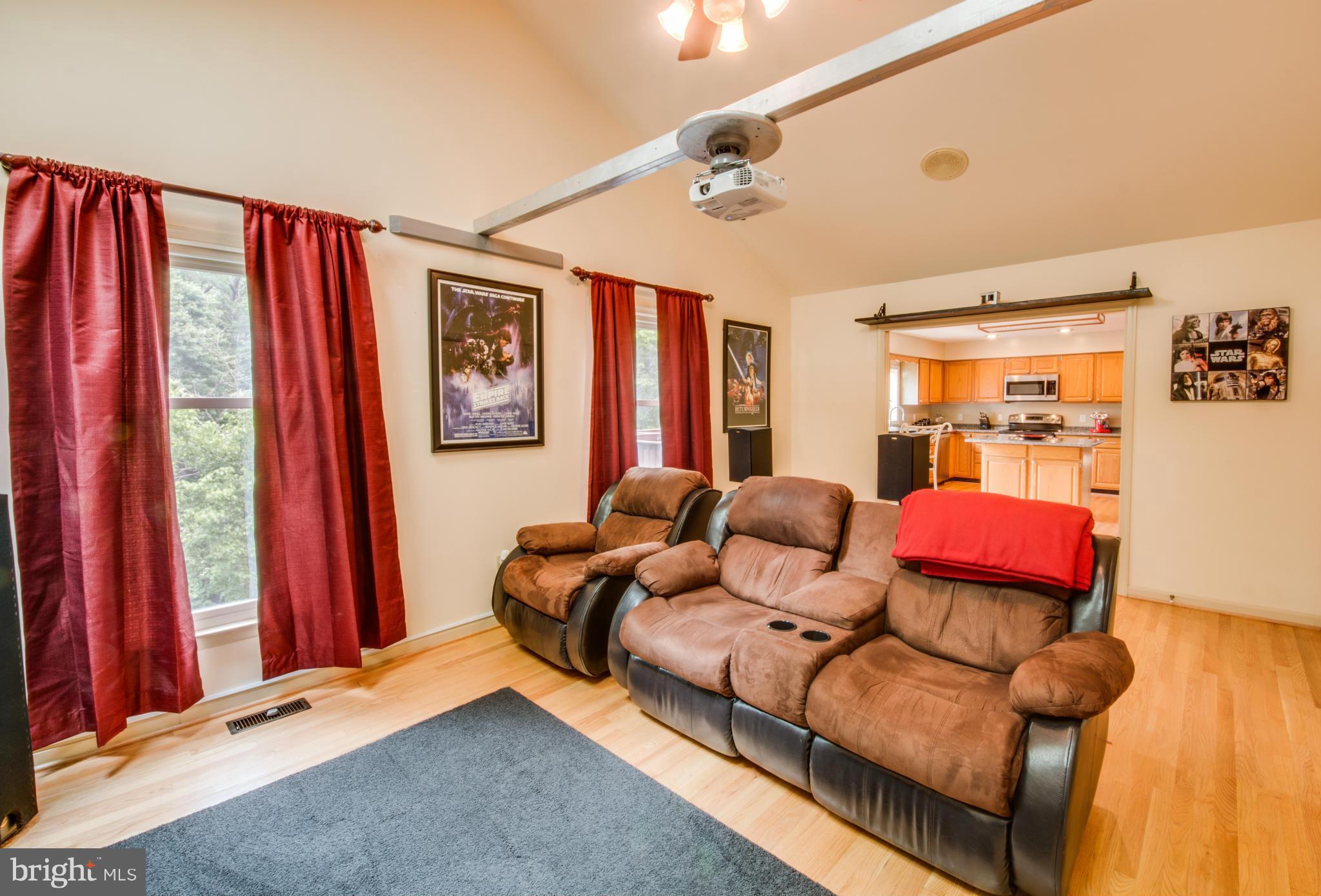 BREEZEWOOD - Residential