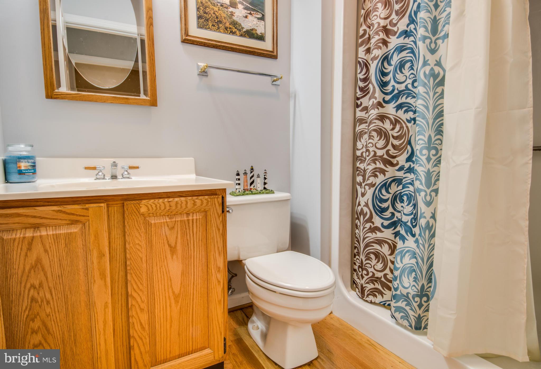 BREEZEWOOD - Residential