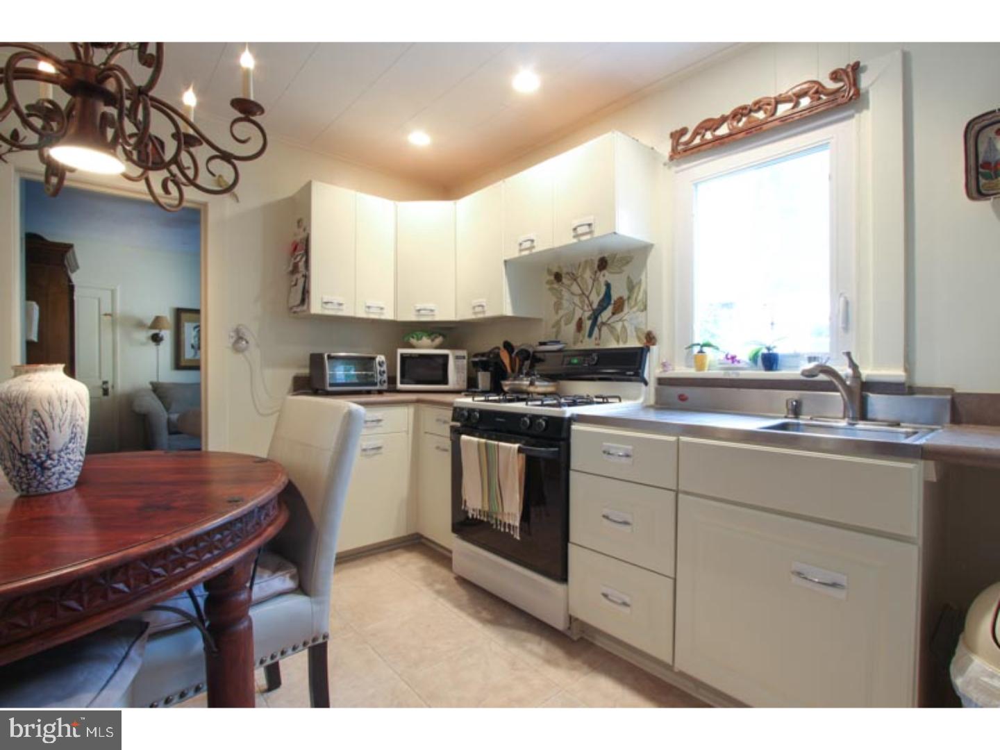 JENKINTOWN - Residential