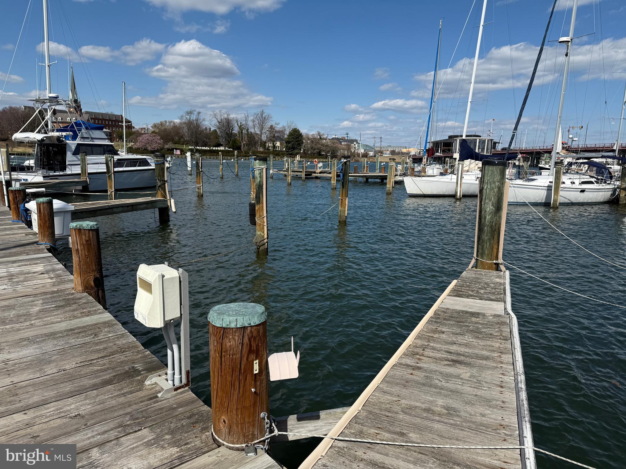 EASTPORT - Residential