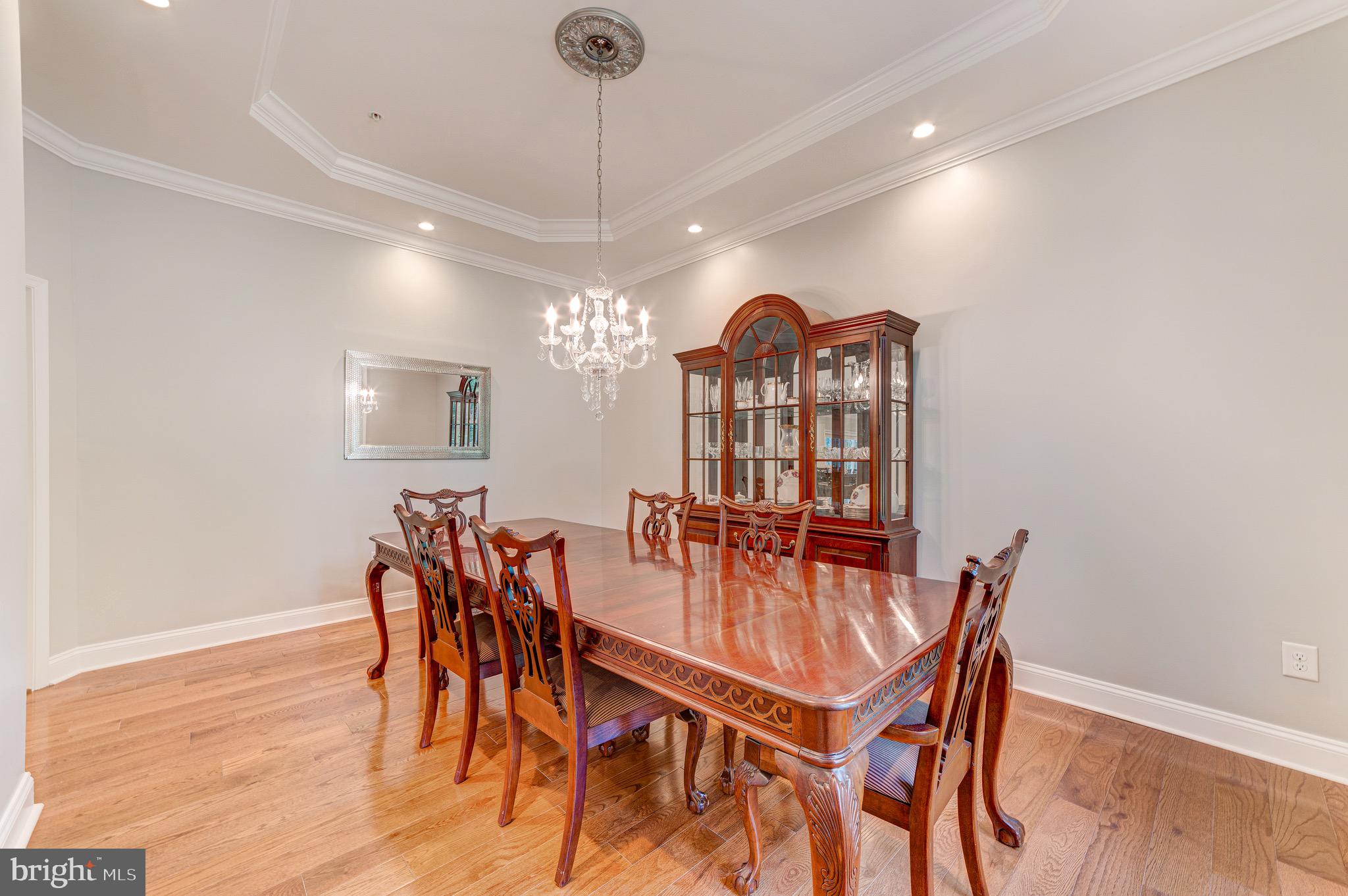 HOLLINRIDGE - Residential