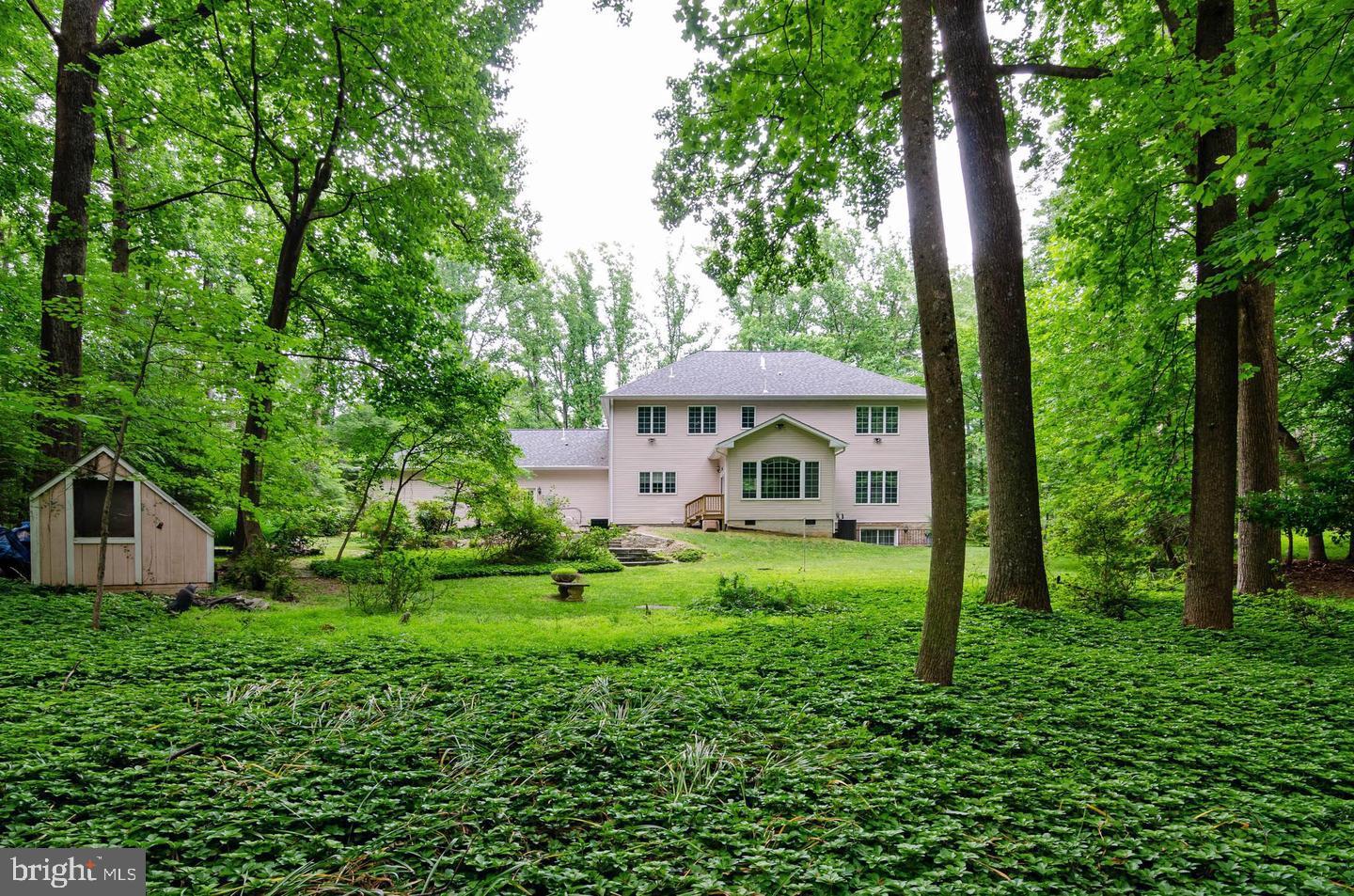 HOLLINRIDGE - Residential