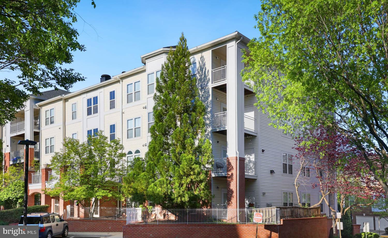 HUNTERS BRANCH - Residential