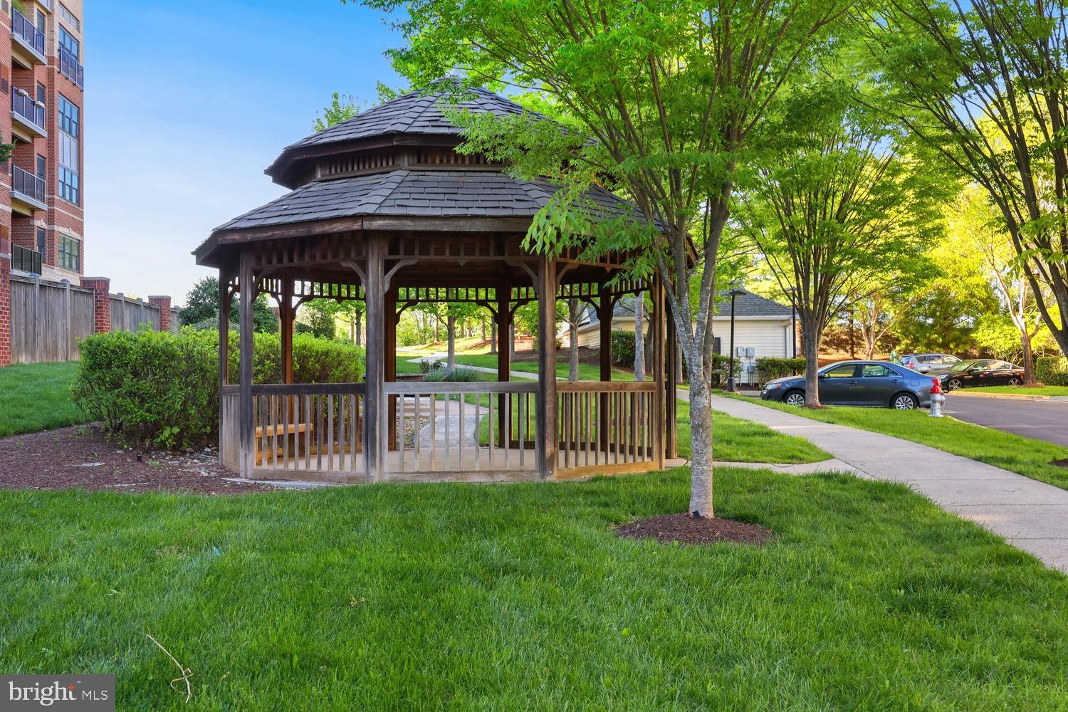 HUNTERS BRANCH - Residential