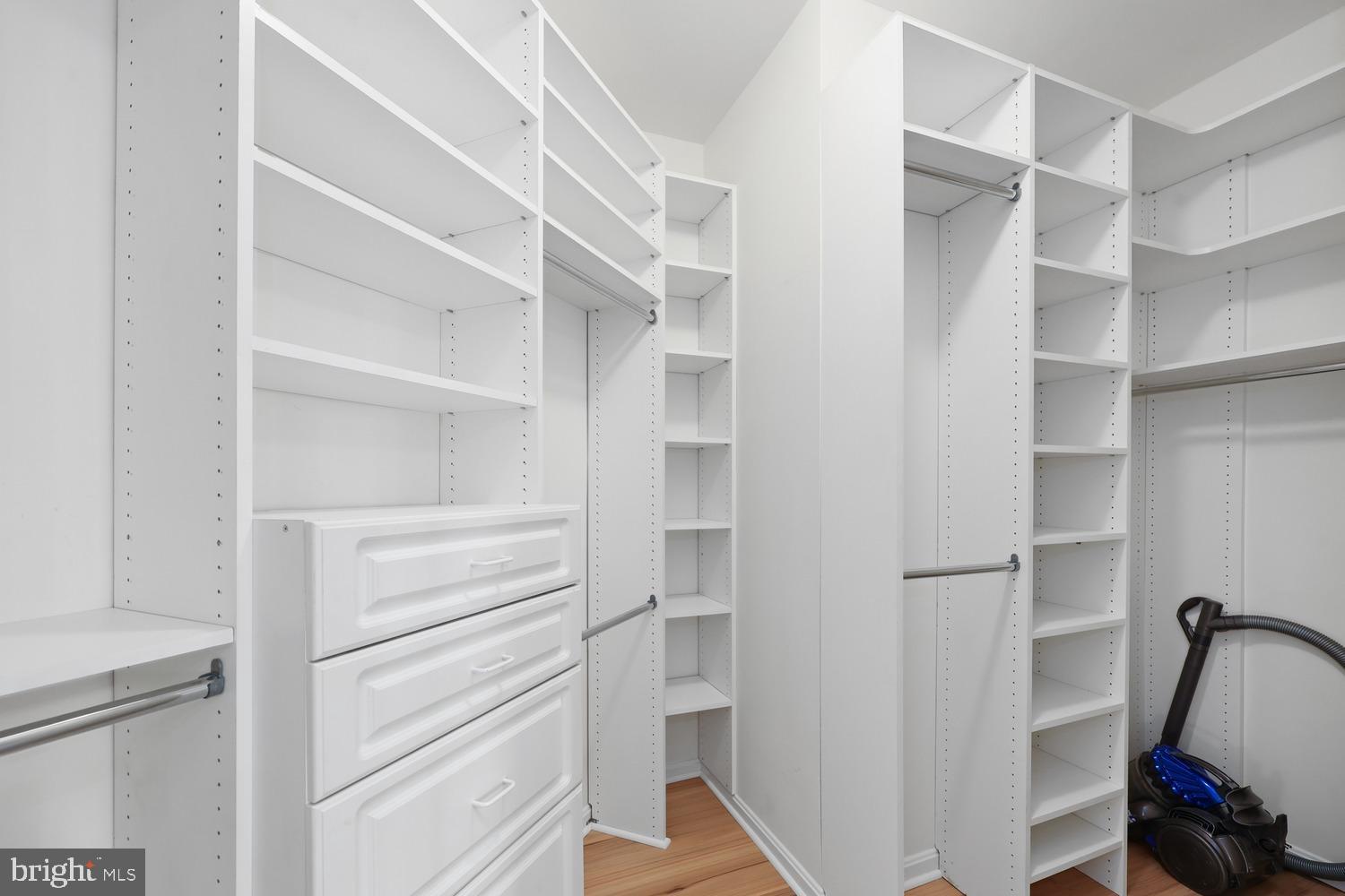 HUNTERS BRANCH - Residential