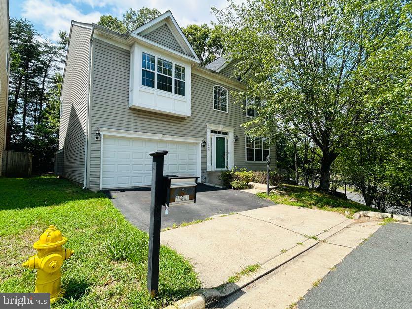 Welcome home to this 4br 3.5ba Single Family Home in Markhams Grant. This home offers a formal living and dining room. Spacious kitchen with an island, stainless steel appliances, and a family room off the kitchen that leads to deck backing to trees. Primary suite and bath on the upper level with 3 additional bedrooms, a full bath and laundry just down the hall. Huge basement with full bath on lower level has additional storage space or hobby room. FRESH PAINT AND NEW LVP FLOORING. 2 car garage. Pets ok. Apply online today!-------------------------------------------------------------------------------------------------------------------------------------------------Professionally managed. All residents are enrolled in the Resident Benefits Package (RBP) for $49.99/month and the Building Protection Plan of $11/month which includes credit building to help boost the resident’s credit score with timely rent payments, up to $1M Identity Theft Protection, HVAC air filter delivery (for applicable properties), move-in concierge service making utility connection and home service setup a breeze during your move-in, our best-in-class resident rewards program, on-demand pest control, and much more! More details upon application. The Building Protection Fee is used to help protect the property against certain damages and loss potentially caused by residents and satisfies the lease requirement to carry liability insurance.