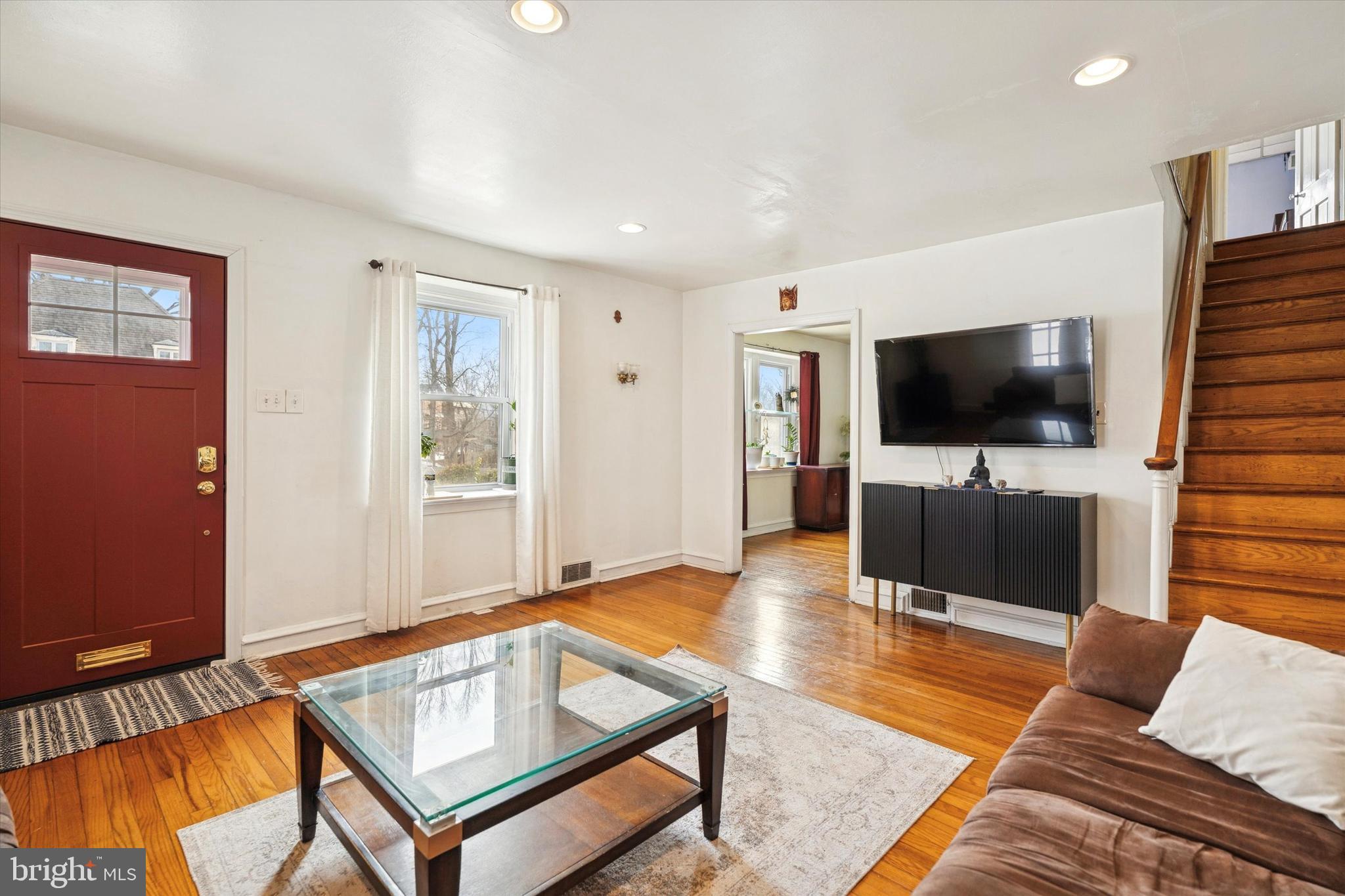 7800 BEVERLY BOULEVARD