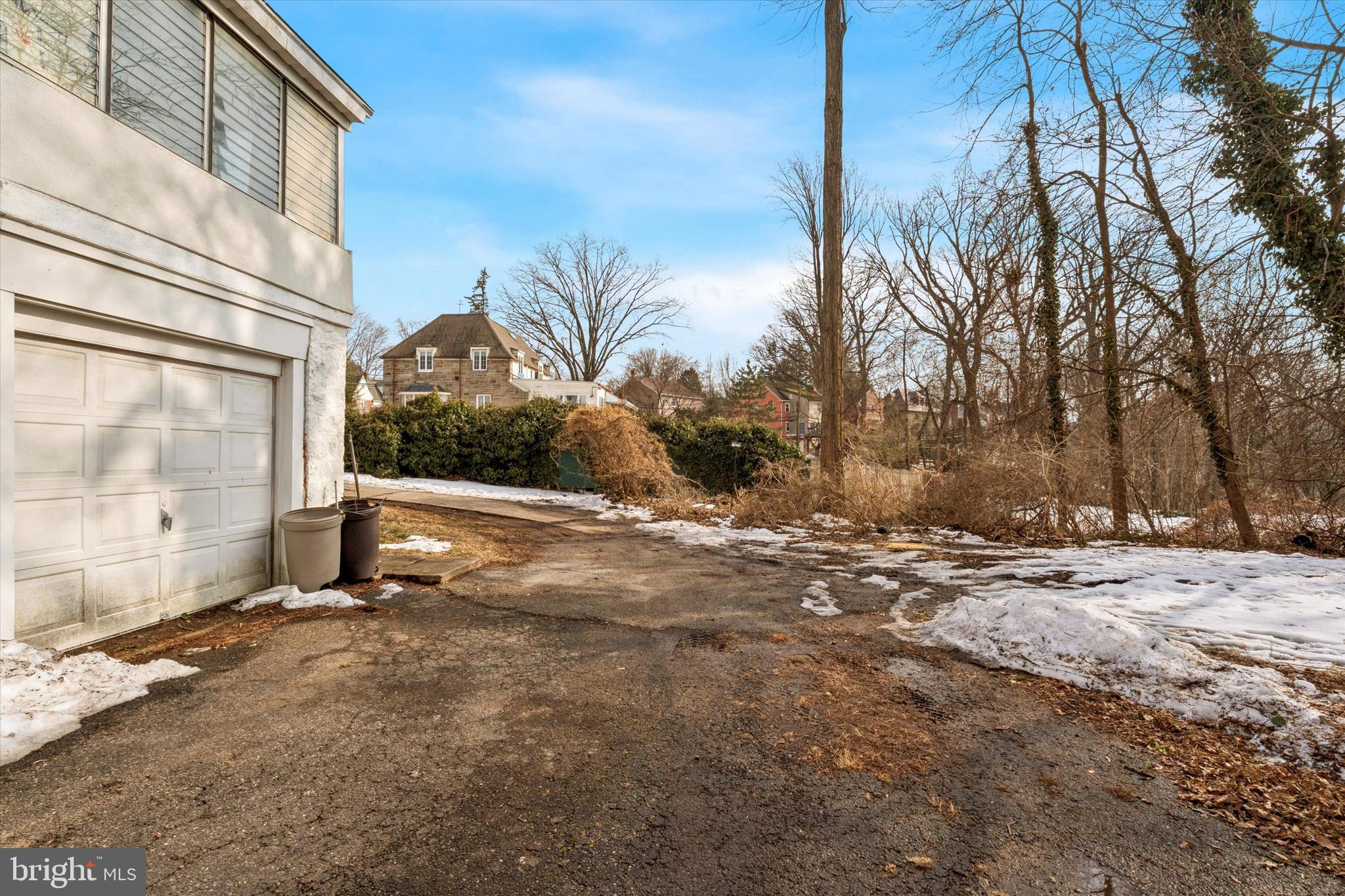 BEVERLY HILLS - Residential