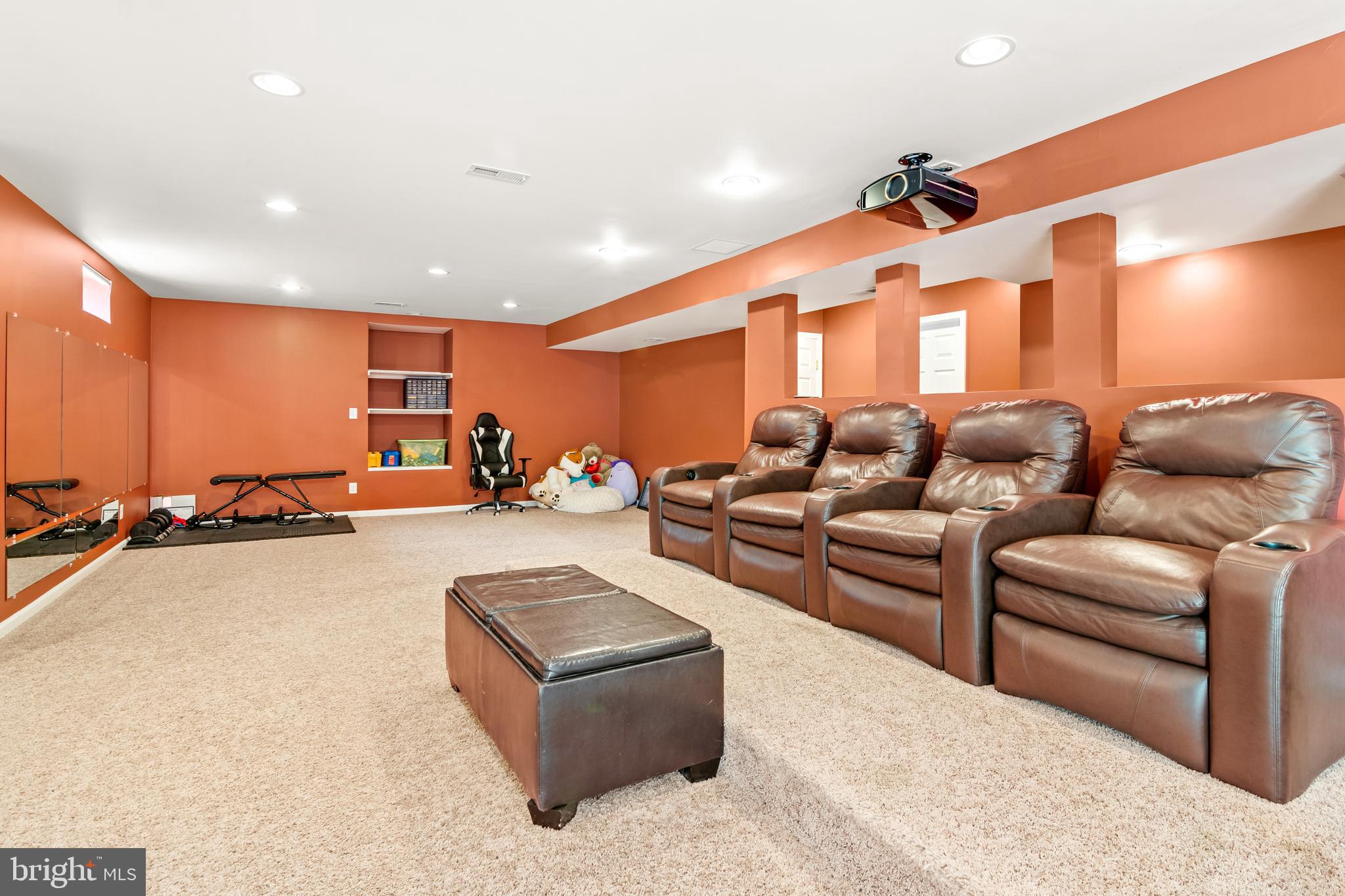 THE PARKE AT MOUNT WASHINGTON - Residential