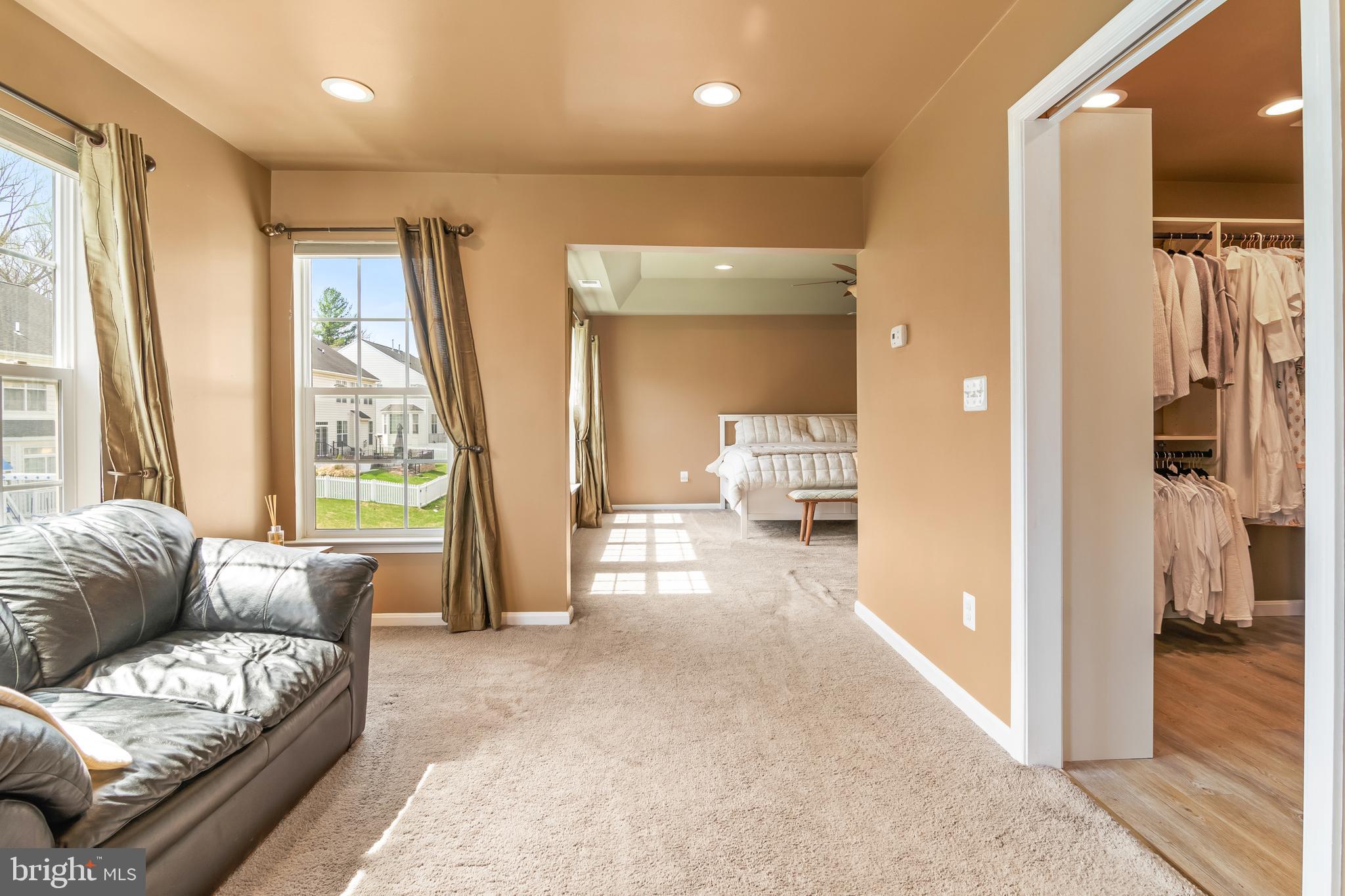 THE PARKE AT MOUNT WASHINGTON - Residential