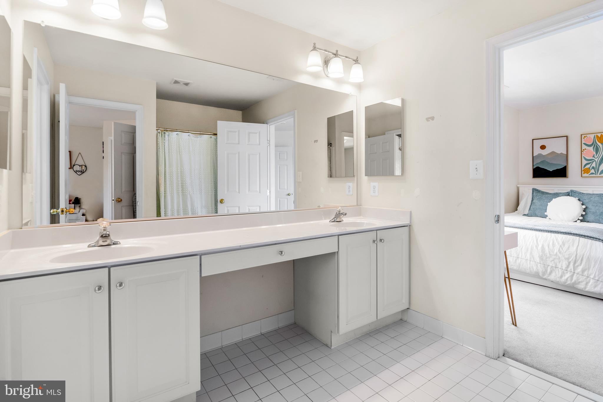 THE PARKE AT MOUNT WASHINGTON - Residential