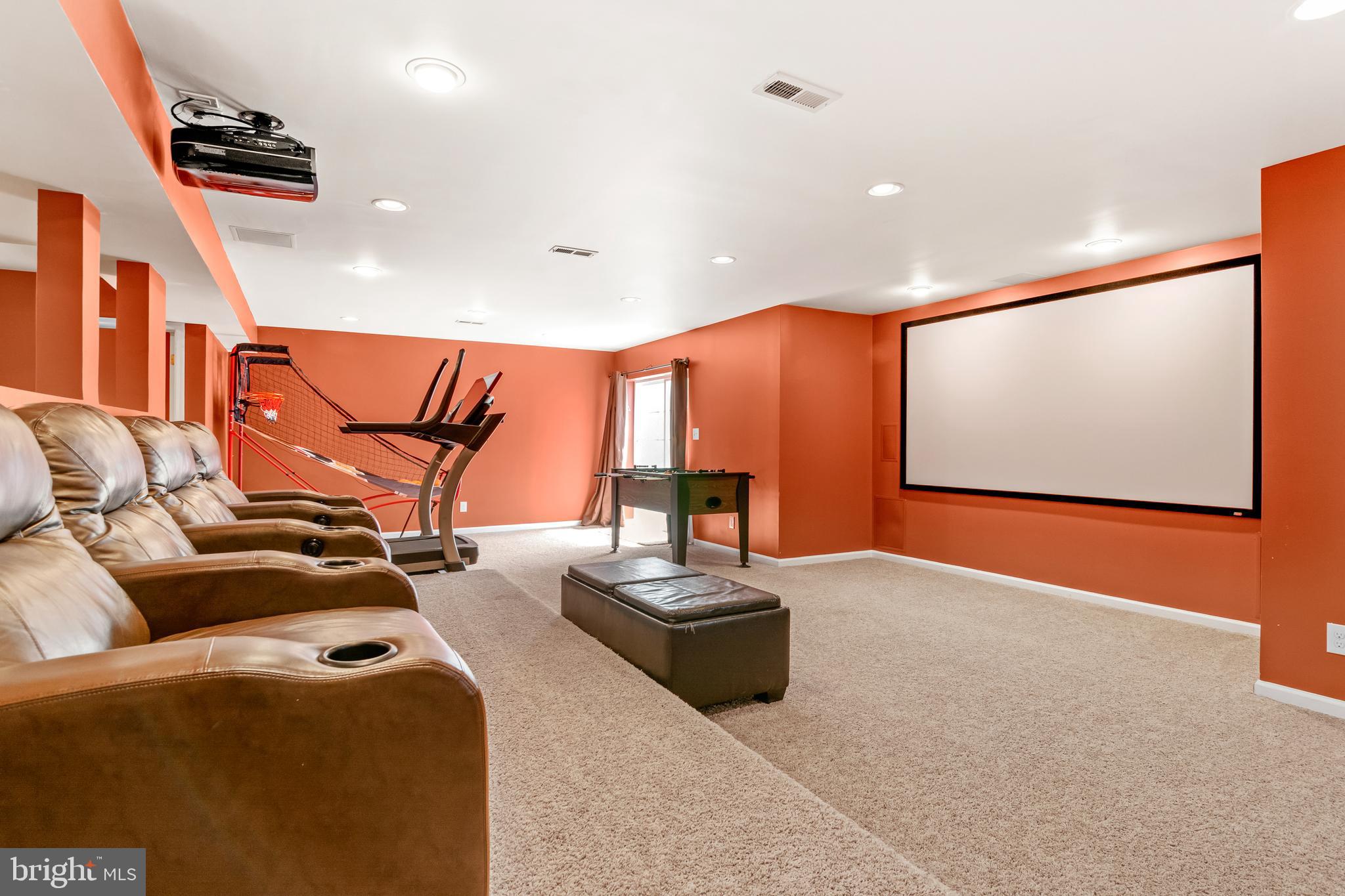 THE PARKE AT MOUNT WASHINGTON - Residential