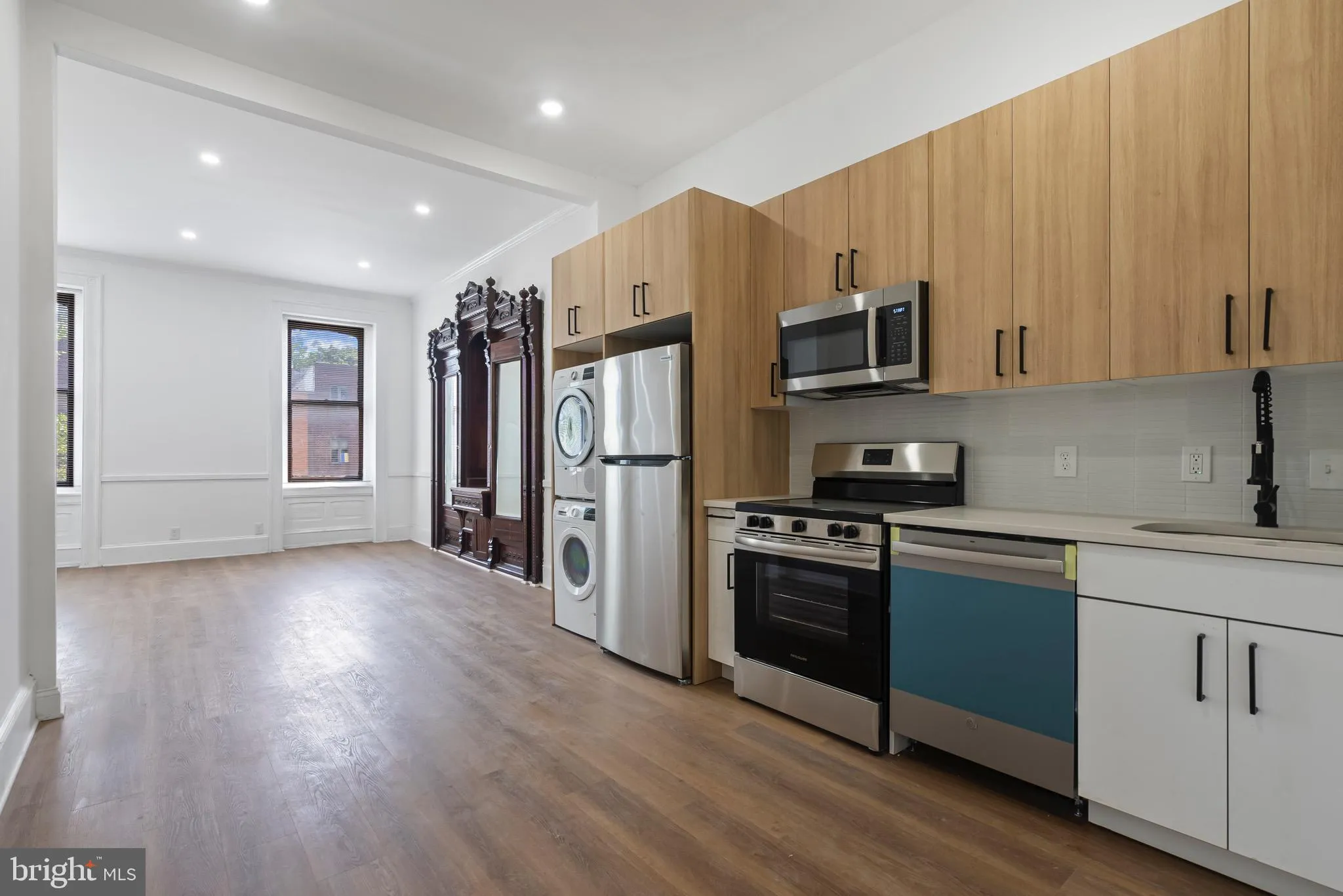 Philadelphia, Pennsylvania 19145, United States, 2 Bedrooms Bedrooms, ,2 BathroomsBathrooms,Residential,Active,143832