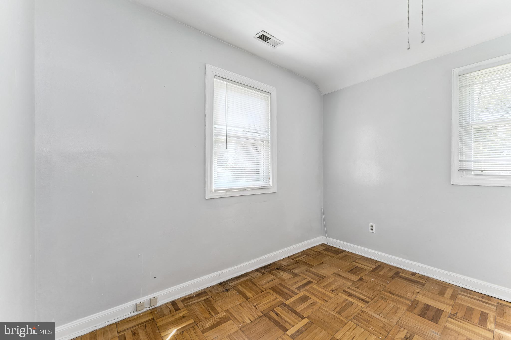 DISTRICT HEIGHTS - Residential