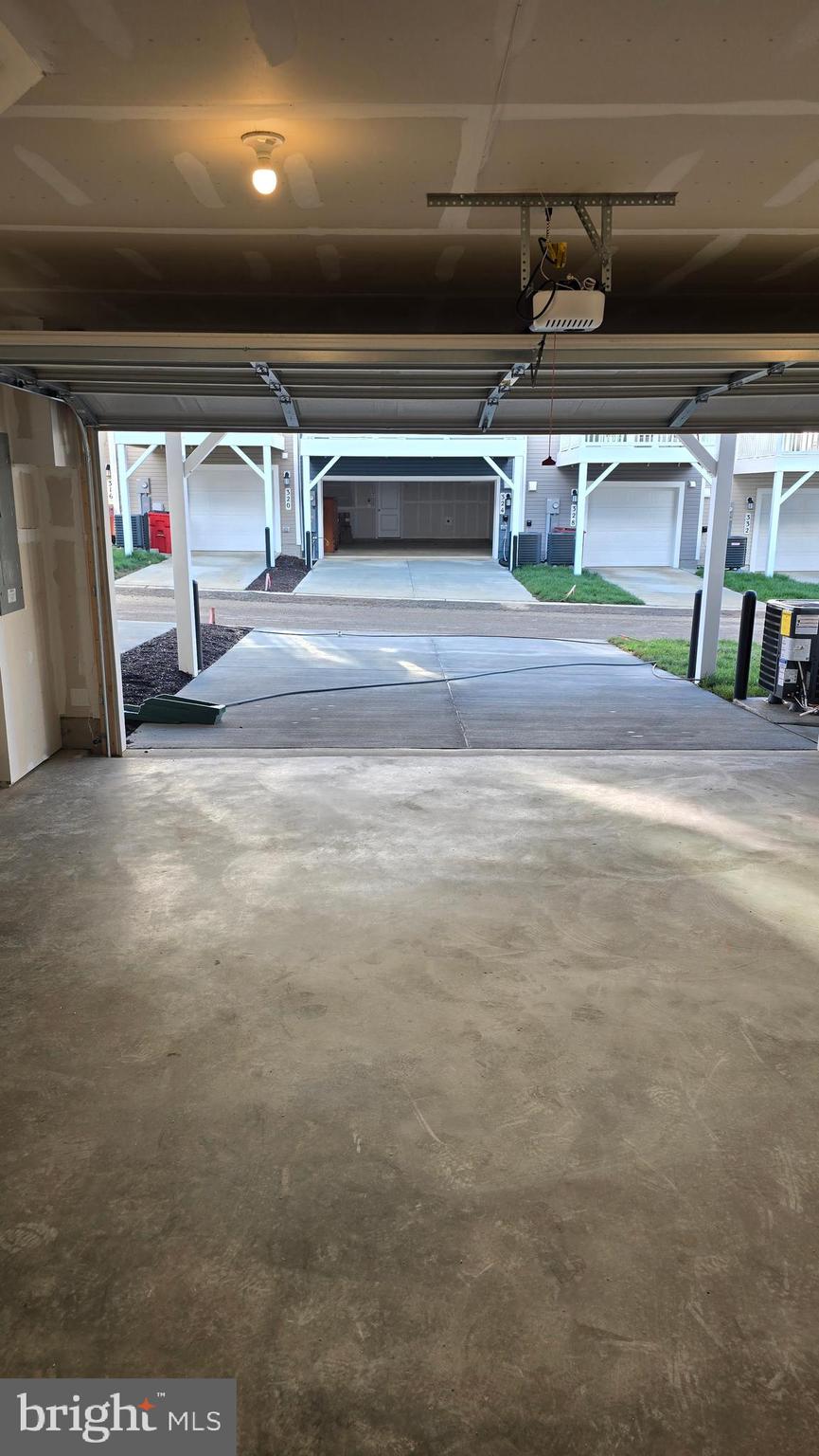 SHENANDOAH SPRINGS - Residential Lease