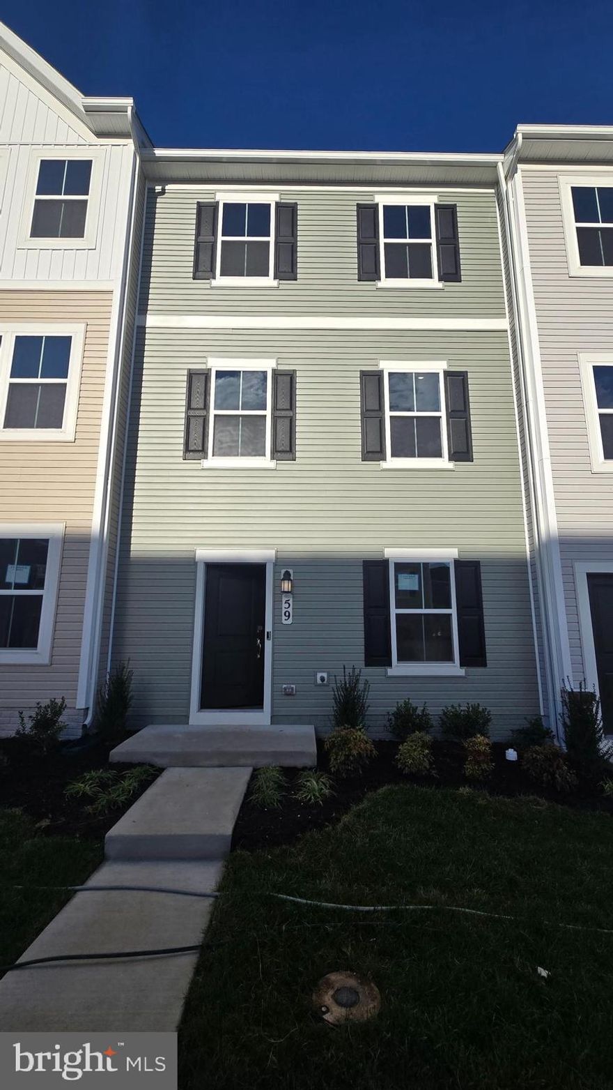 Brand-New Townhome for Lease – Shenandoah Springs, Ranson, WV

Available November 4th! Blinds will be professionally installed. Ceiling fan and EV charger (NEMA 14-50) available based on tenant need and lease agreement.

Move right in and enjoy this beautiful Lancaster floor plan featuring modern finishes, open living spaces, and thoughtful design throughout.

Located in the desirable Shenandoah Springs community with easy access to shopping, dining, Harpers Ferry, Charles Town, and commuter routes to Northern Virginia and D.C.

This home offers a stone-accented exterior, two-car rear garage, and professional landscaping. Inside you’ll find 3 bedrooms, 2.5 baths, a bright open layout, lower-level recreation room with half bath, and a 10' x 18' composite deck off the kitchen—perfect for entertaining.

The kitchen features stainless steel appliances, Valle Nevado granite countertops, and Barnett Duraform cabinetry. The owner’s suite includes a private bath with a walk-in shower.

Owner pays HOA; tenant pays utilities. Don’t miss this opportunity—schedule your private tour today!