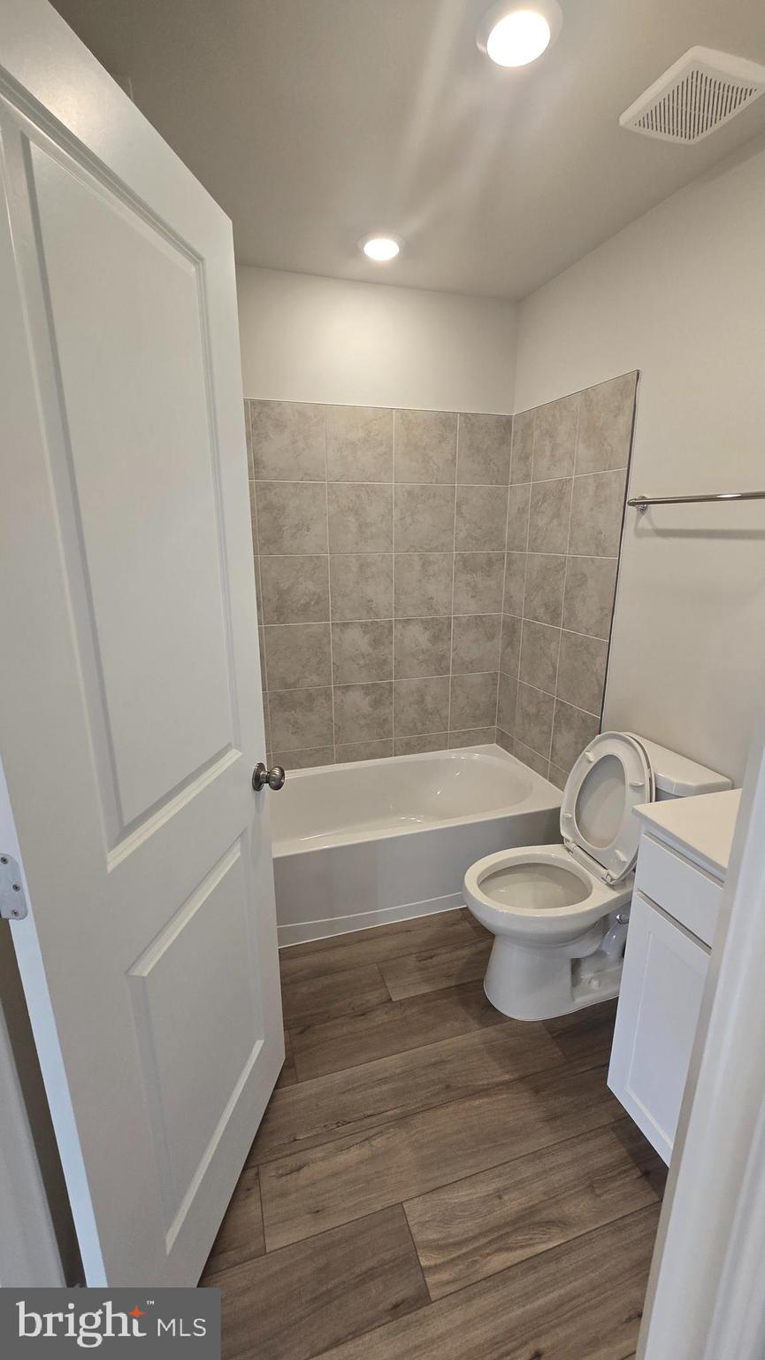 SHENANDOAH SPRINGS - Residential Lease