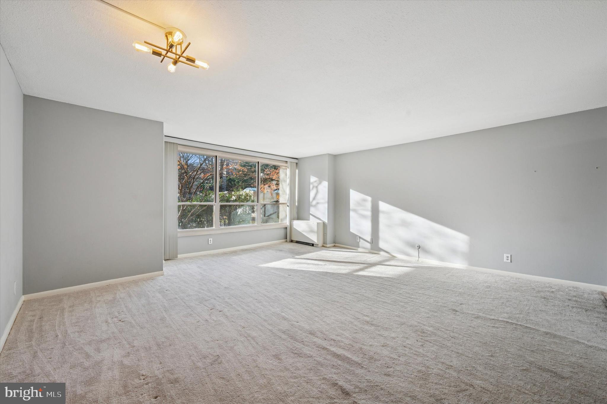 GREEN HILL - Residential