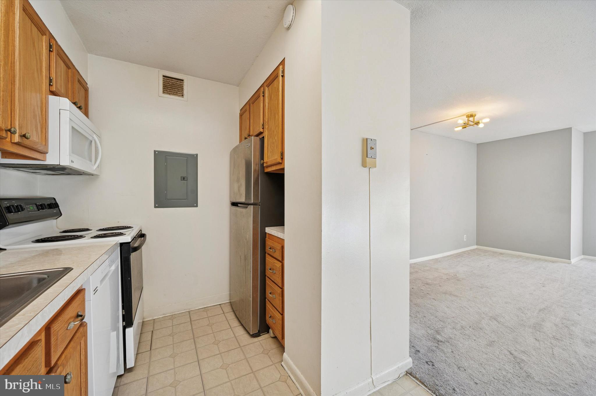 GREEN HILL - Residential