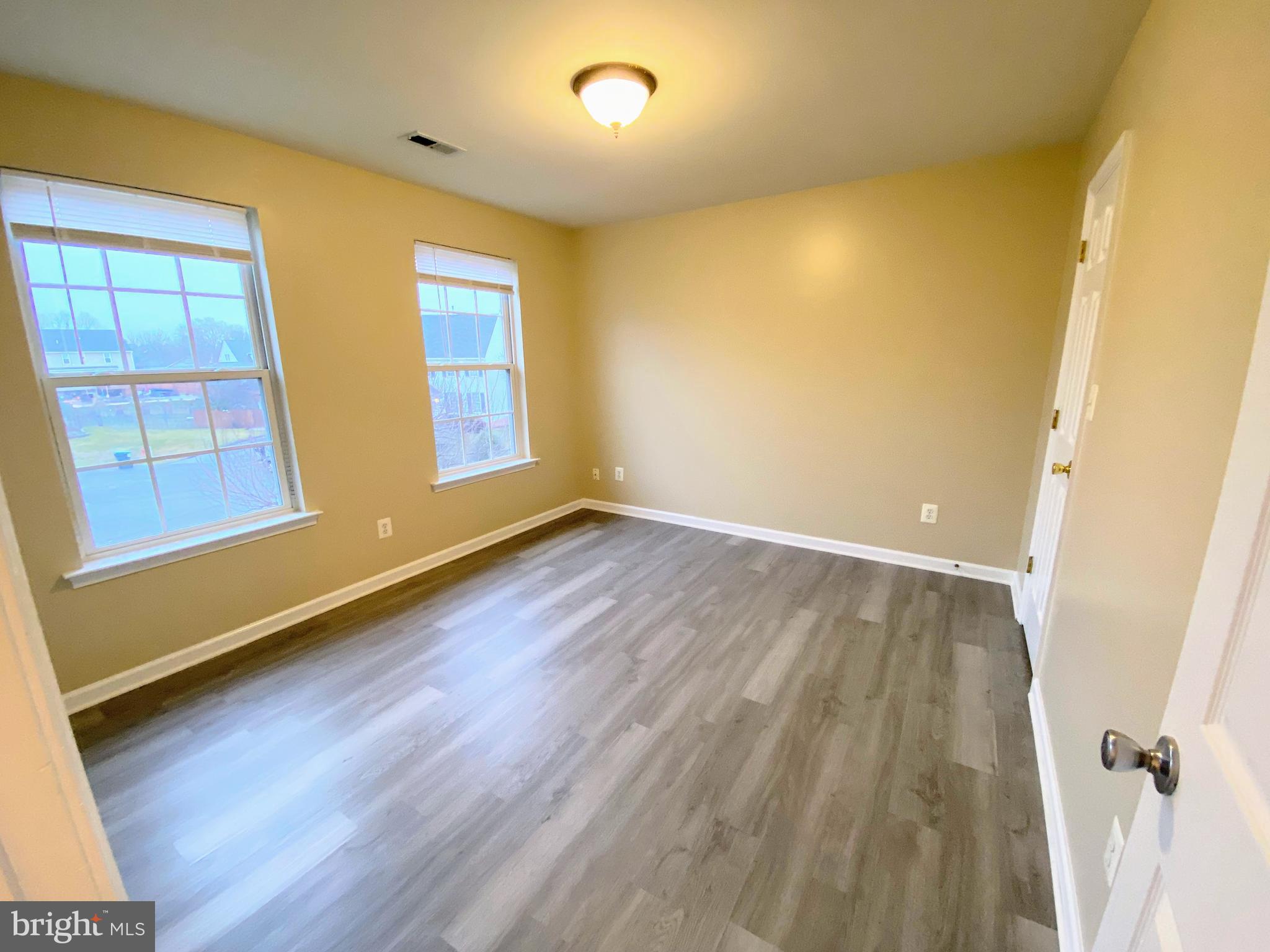 SHERATON HILLS SOUTH - Residential Lease
