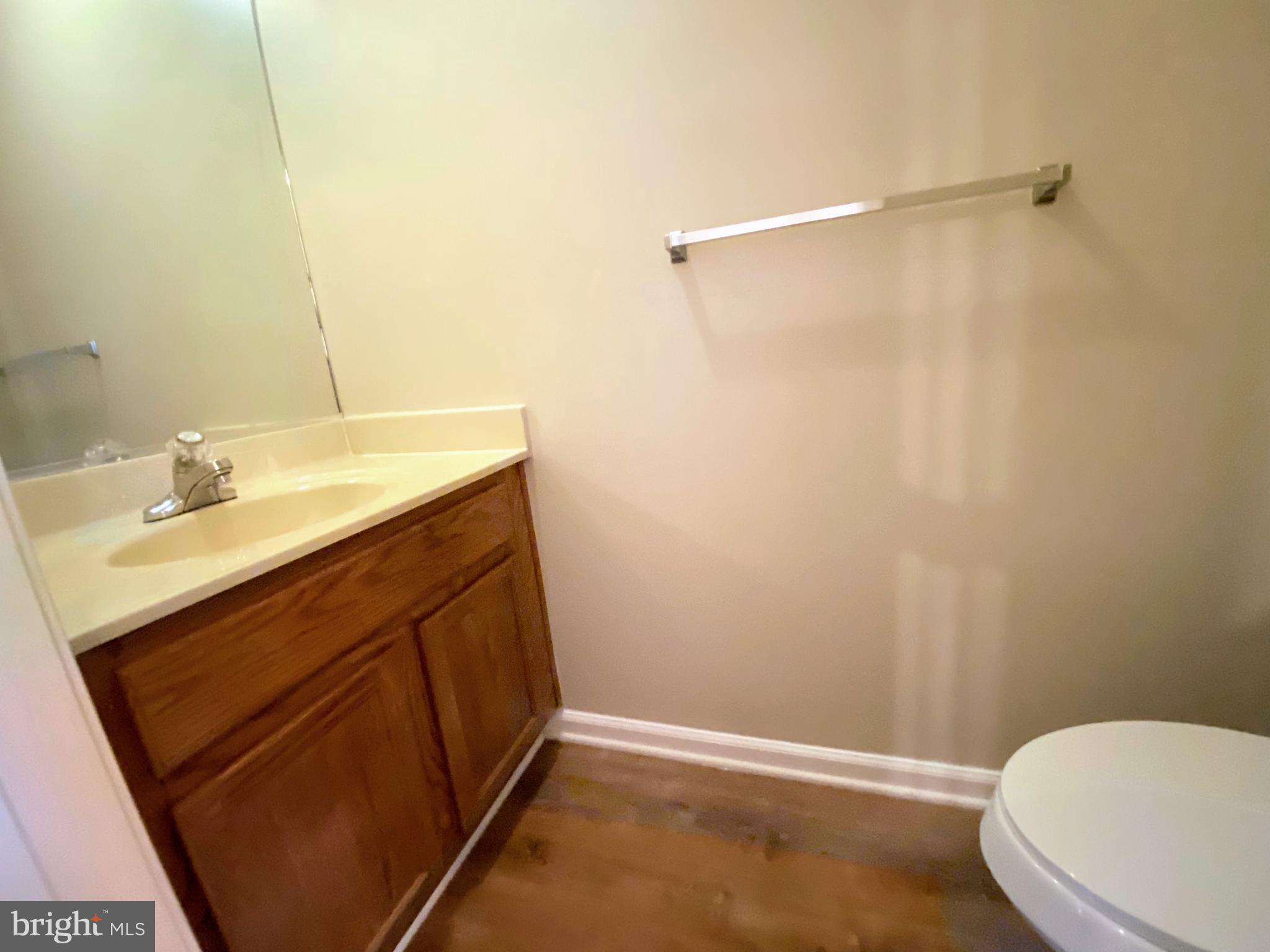 SHERATON HILLS SOUTH - Residential Lease
