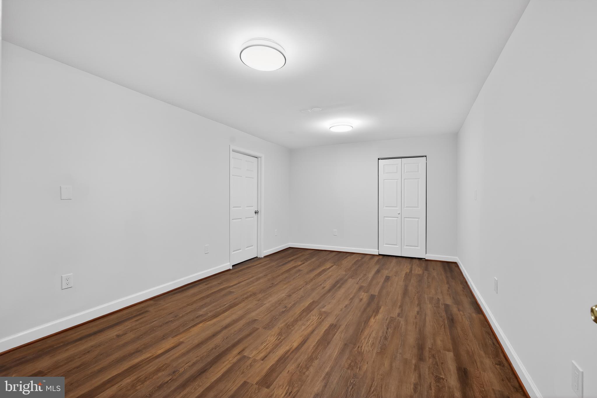 WILLOWS OF POTOMAC - Residential