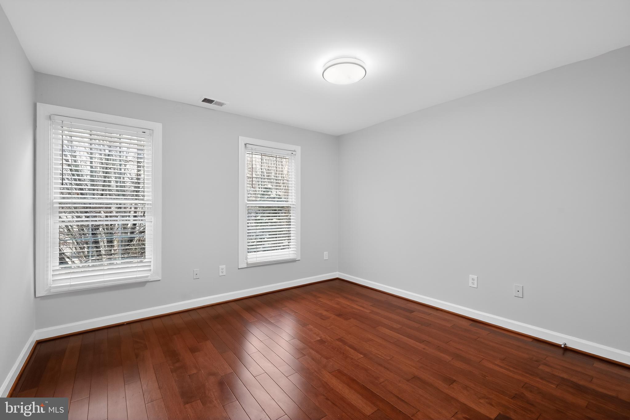 WILLOWS OF POTOMAC - Residential