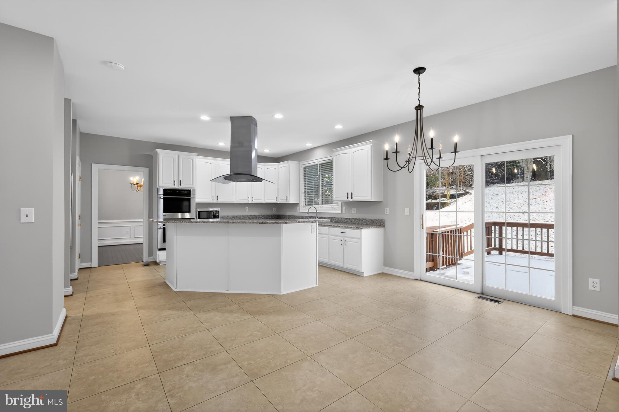 WILLOWS OF POTOMAC - Residential