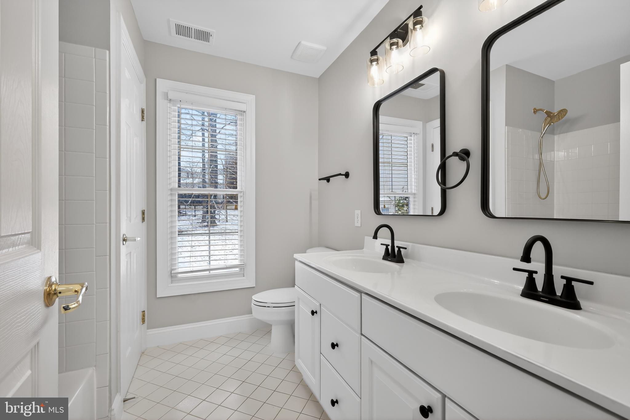 WILLOWS OF POTOMAC - Residential