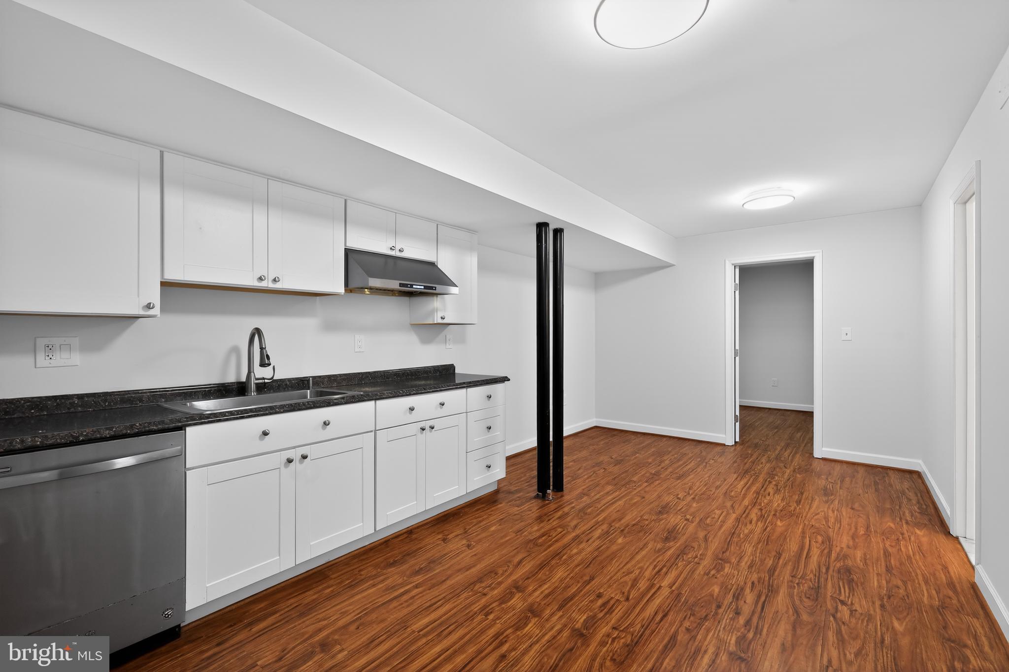 WILLOWS OF POTOMAC - Residential