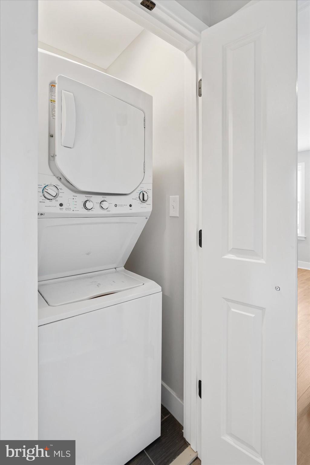 HAMPDEN HISTORIC DISTRICT - Residential Lease