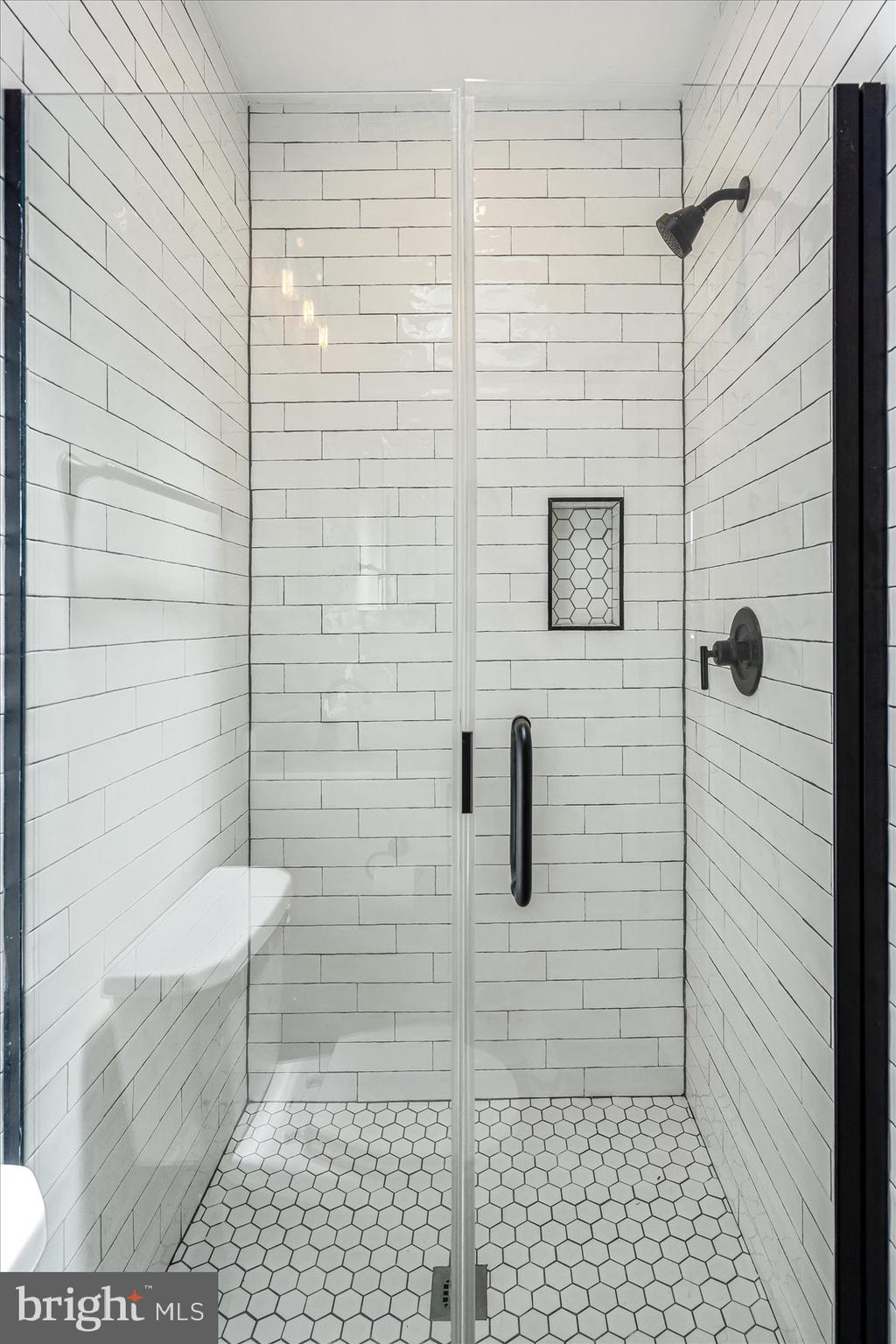 HAMPDEN HISTORIC DISTRICT - Residential Lease