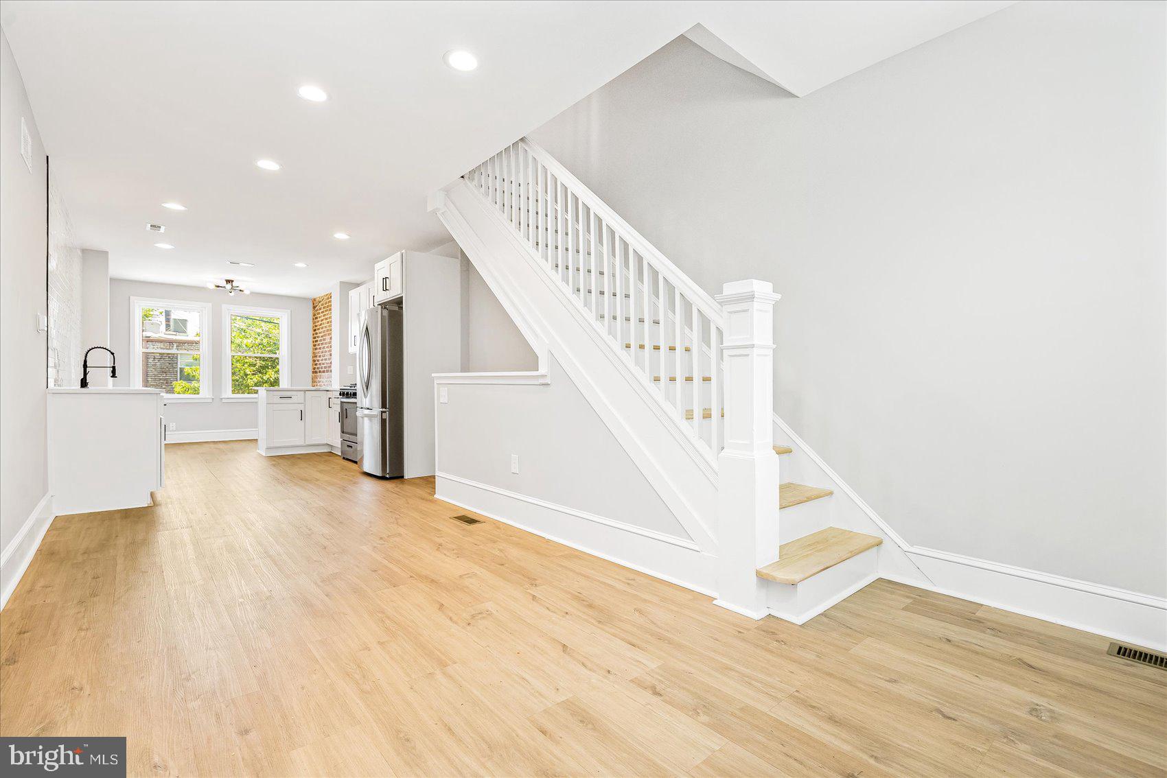 HAMPDEN HISTORIC DISTRICT - Residential Lease