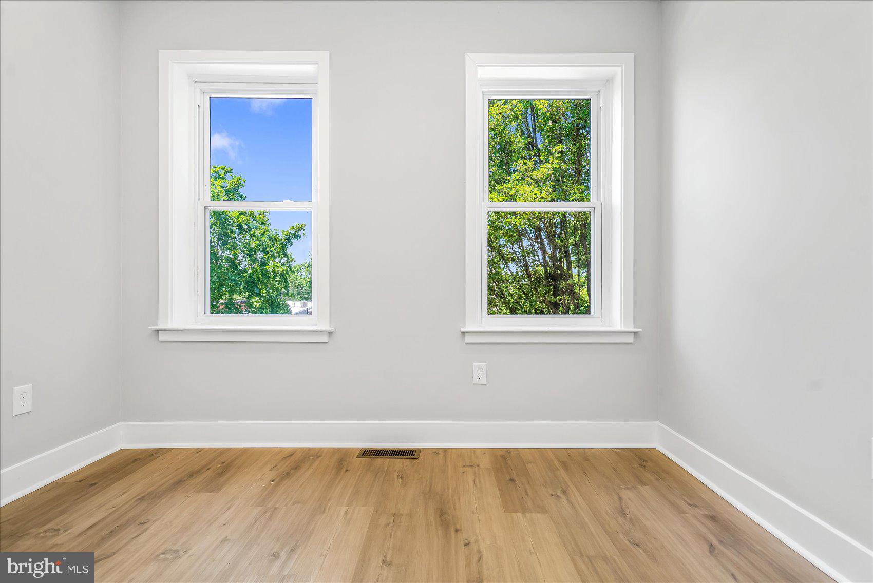 HAMPDEN HISTORIC DISTRICT - Residential Lease