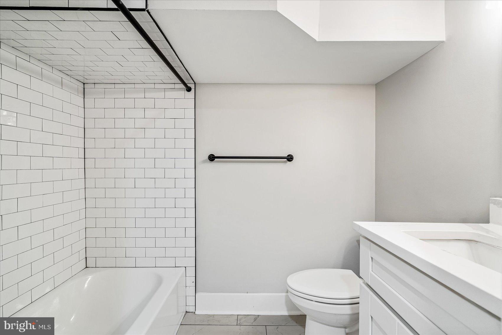 HAMPDEN HISTORIC DISTRICT - Residential Lease