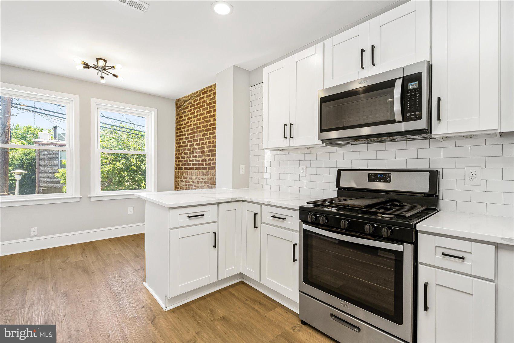 HAMPDEN HISTORIC DISTRICT - Residential Lease