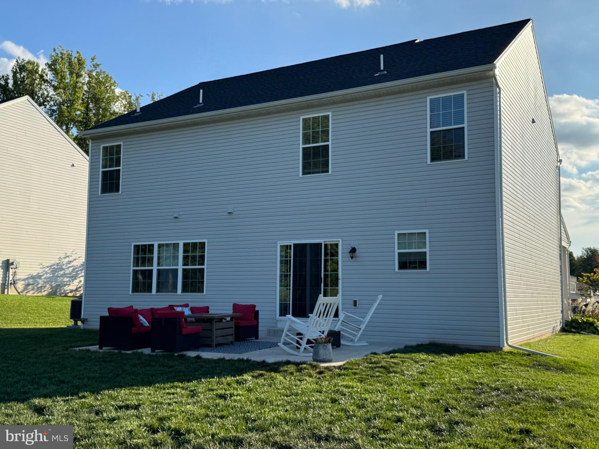 195 SCARLET OAK DRIVE