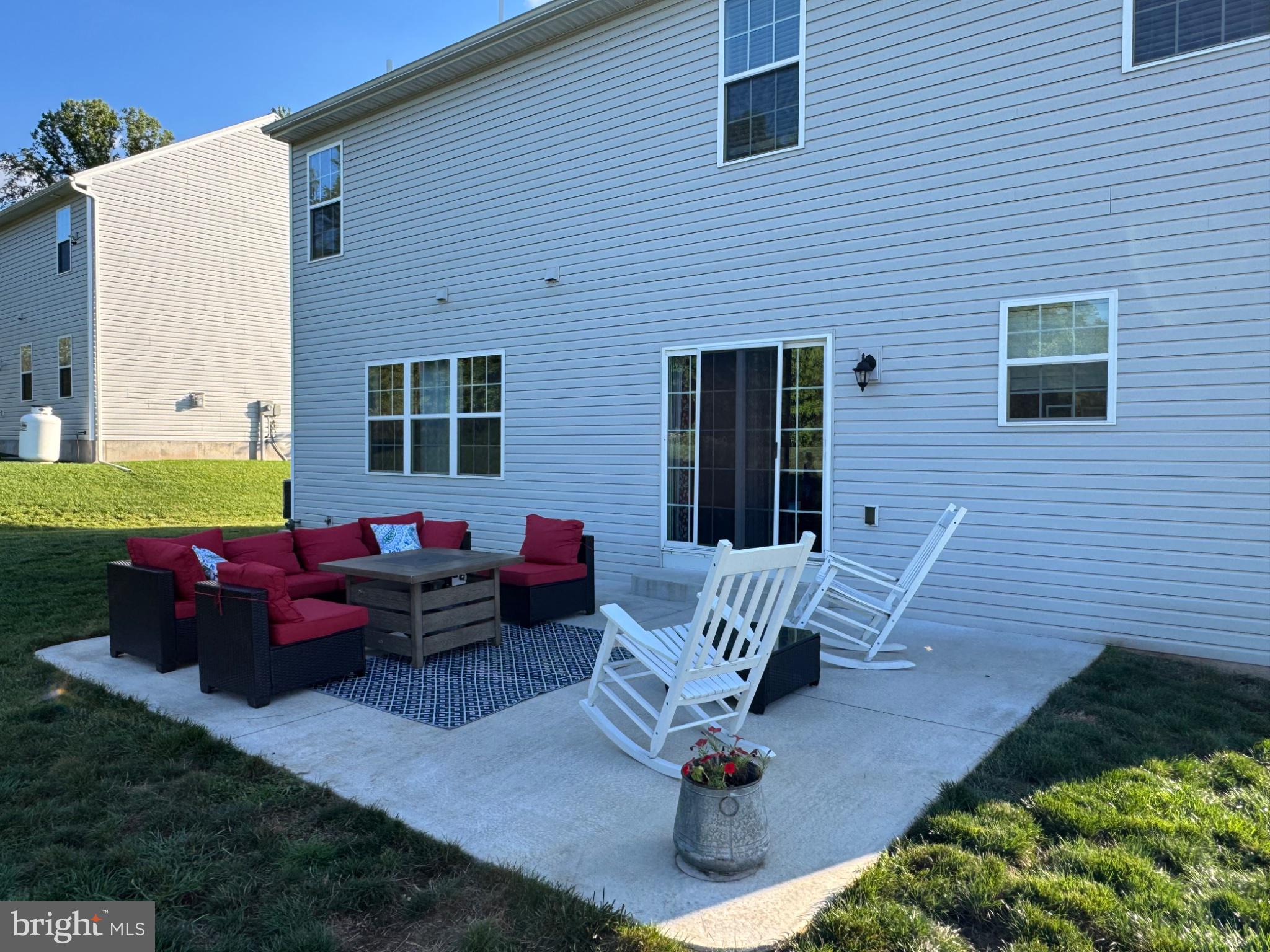 195 SCARLET OAK DRIVE
