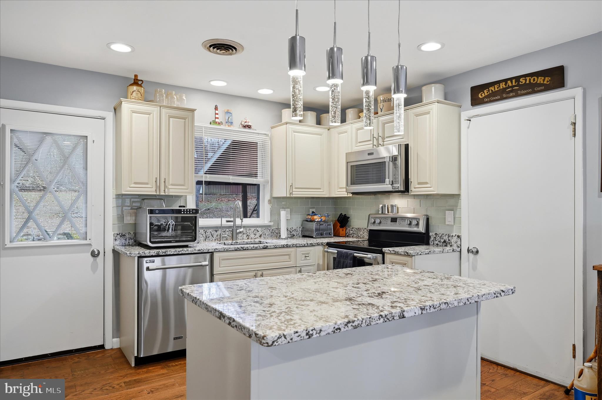 GLEN HAVEN - Residential