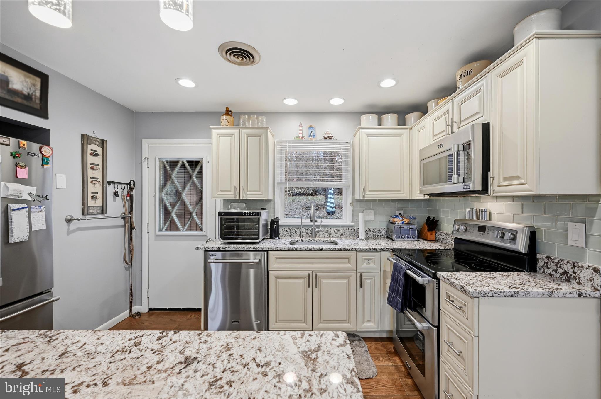 GLEN HAVEN - Residential